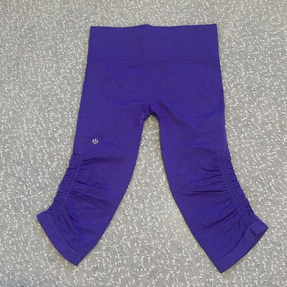 Lululemon In The Flow Crop Leggings Power Purple SIZE 6 - Picture 2 of 9